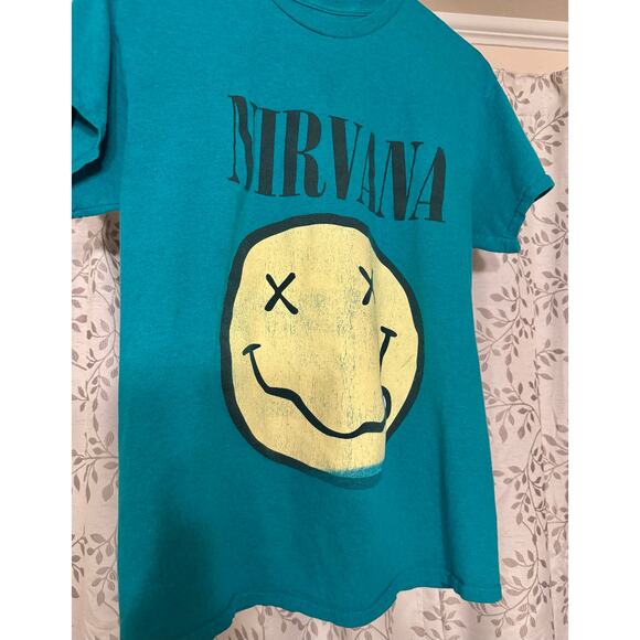 Nirvana Smiley Face Graphic Unisex Teal Band Tee size Medium - Picture 3 of 5